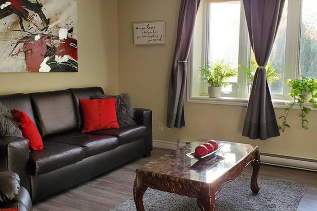 2-Bedroom Apartment Sweet #2 By Amazing Property Rentals جاتينو المظهر الخارجي الصورة