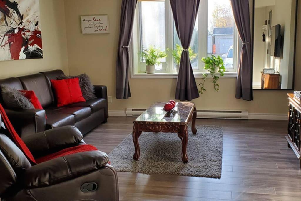 2-Bedroom Apartment Sweet #2 By Amazing Property Rentals جاتينو المظهر الخارجي الصورة