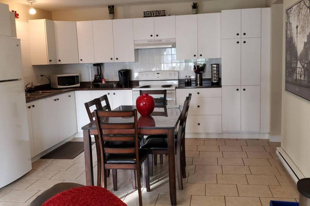 2-Bedroom Apartment Sweet #2 By Amazing Property Rentals جاتينو المظهر الخارجي الصورة